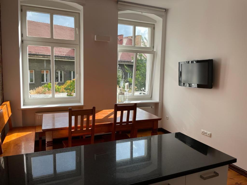 Uroczy Apartament 97M2 W Samym Centrum Wroclawia Ngoại thất bức ảnh
