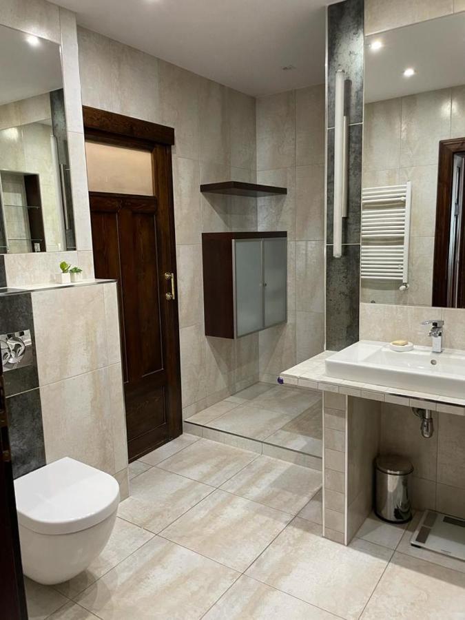 Uroczy Apartament 97M2 W Samym Centrum Wroclawia Ngoại thất bức ảnh