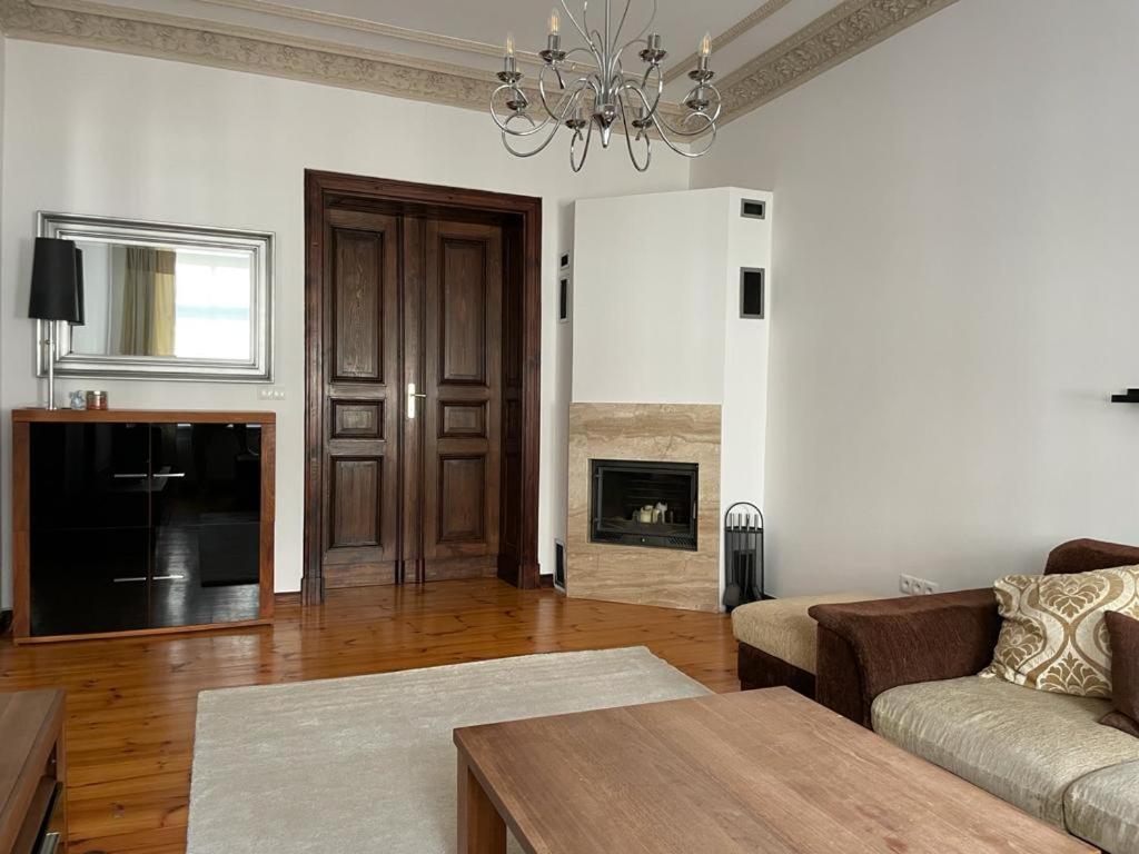 Uroczy Apartament 97M2 W Samym Centrum Wroclawia Ngoại thất bức ảnh